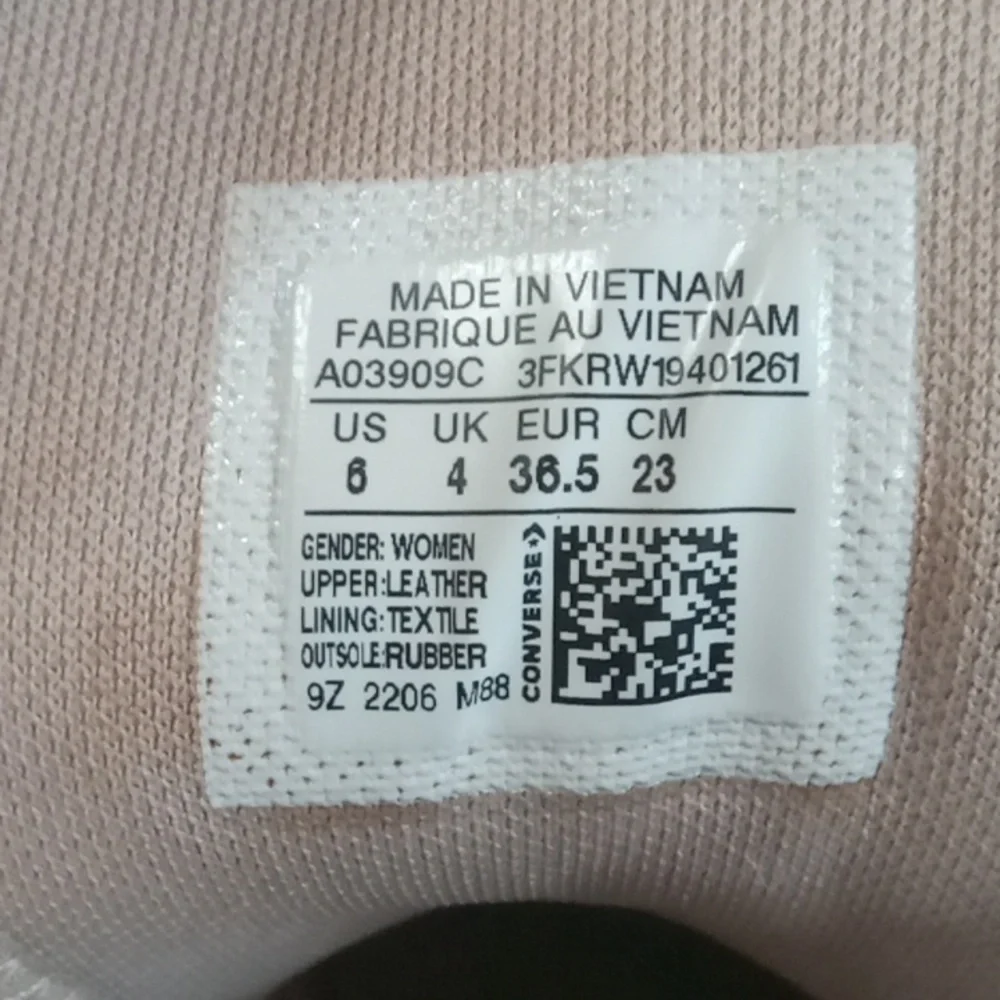 Converse CTAS Platform Sneaker - Picture 9 of 12